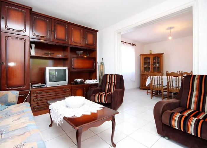 Brna 147a * Smokvica (Korcula)